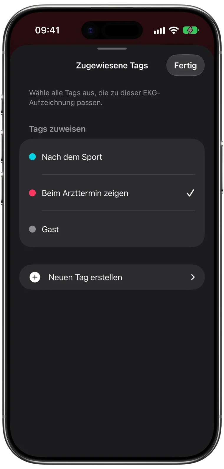 Tag-Auswahl in ECG Tracker+ für eine Aufzeichnung, bei der der Tag „Beim Arzttermin zeigen“ ausgewählt ist und die Tags „Nach dem Sport“ und „Gast“ zur Verfügung stehen